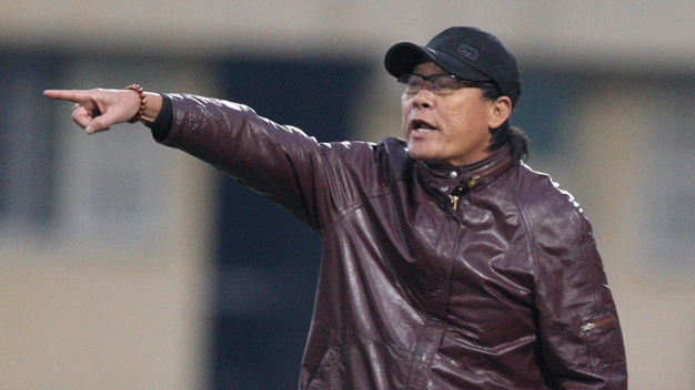 Thắng hủy diệt, cựu HLV U23 Việt Nam vẫn chê đội nhà đá kém