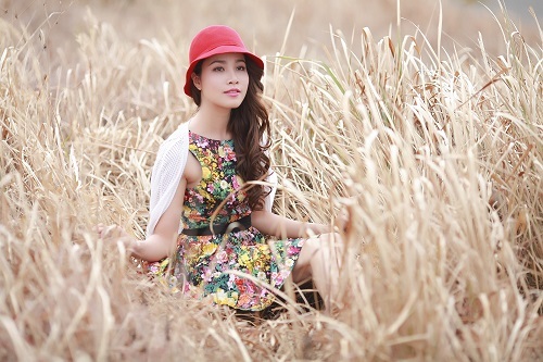 Bảo Trúc bâng khuâng đồng cỏ chiều Đà Lạt