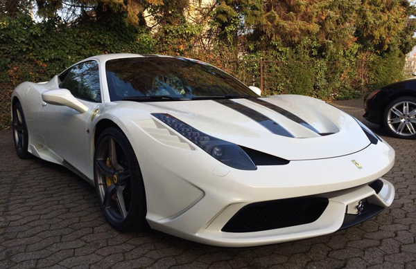 Ferrari 458 Speciale cực độc trong sắc trắng