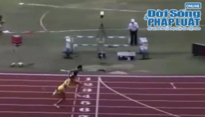 Clip: Quách Thị Lan ngất xỉu khi cán đích