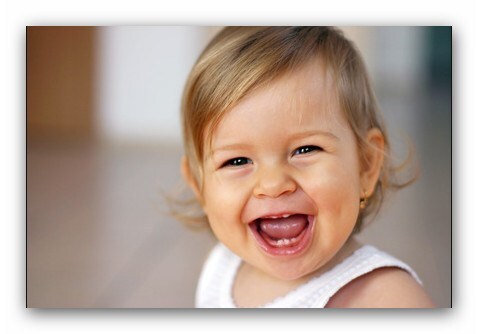 7 điệu cười của các em bé khiến bạn phải nghiêng ngả