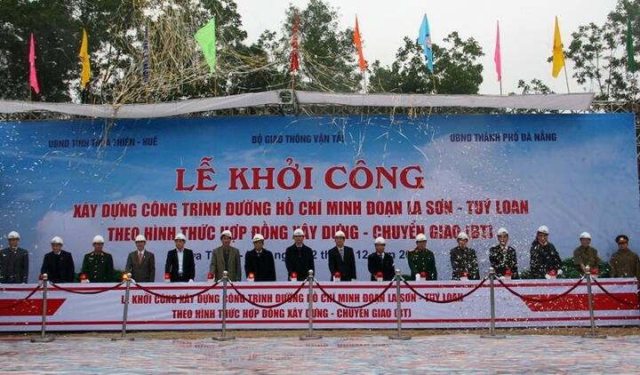 Khởi công tuyến đường cao tốc Hồ Chí Minh đoạn La Sơn - Túy Loan 