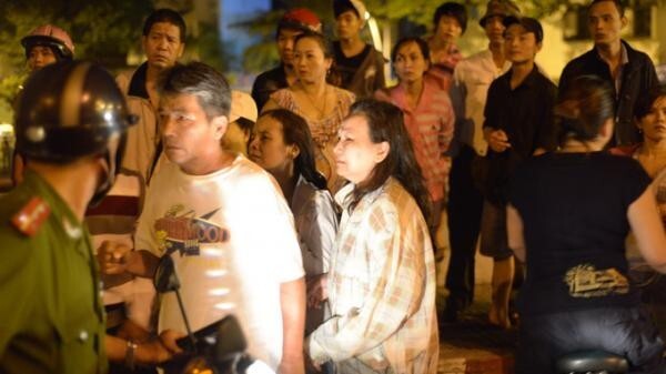 Chồng lao xuống sông cứu vợ mới cưới, cả hai chết đuối