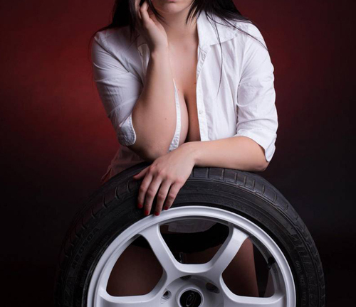 Michaela Sacherova - Nàng kiều gợi cảm của làng Drift thế giới