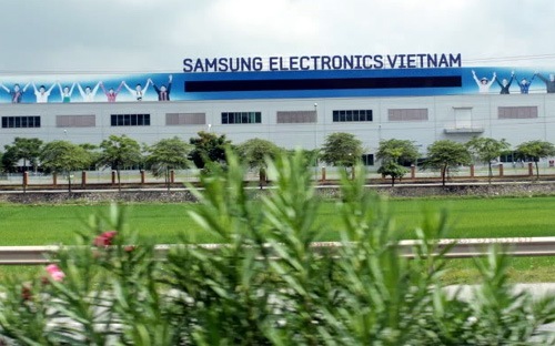   "Việt Nam thành người khổng lồ lĩnh vực điện thoại di động "