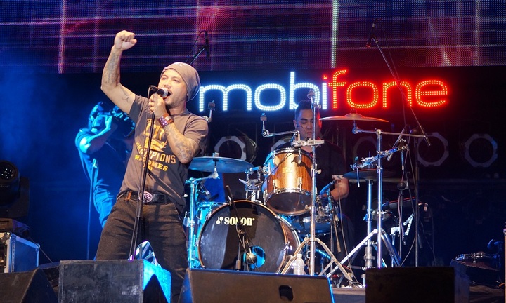  RockStorm Tp Hồ Chí Minh: Biển người “đắm mình” trong cảm xúc