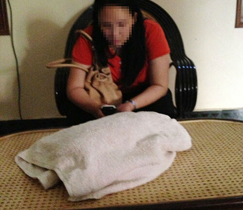 Kinh hoàng thoát thân từ phòng ngủ kiều nữ