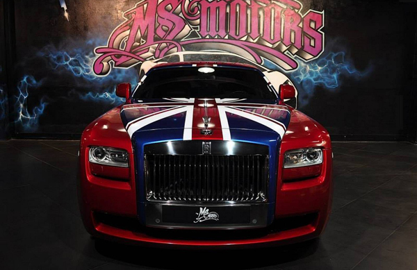 Mỗi ngày một siêu xe: Phủ cờ Anh lên “bóng ma” Rolls-Royce Ghost