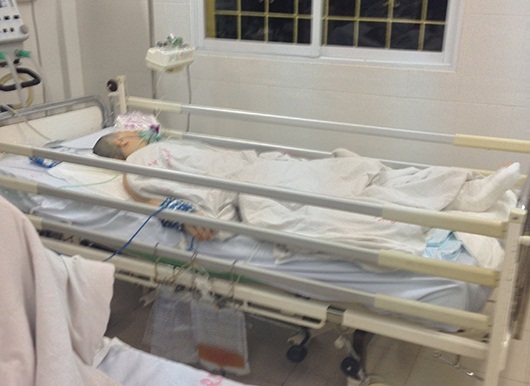 Clip: Nghi án con gái rủ cậu ruột cắt chân mẹ bị u não