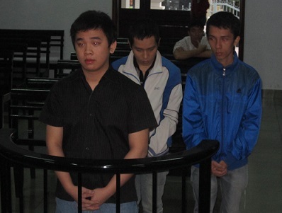 Trộm xe và rao bán trên mạng, nhóm đối tượng lĩnh án