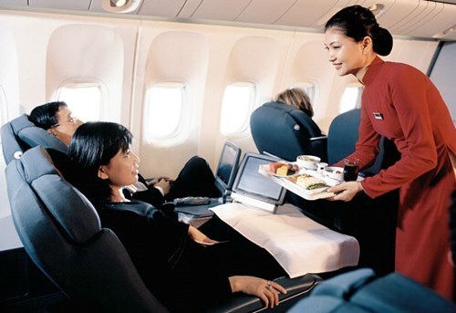 Vietnam Airlines kiến nghị bán hàng miễn thuế trên máy bay