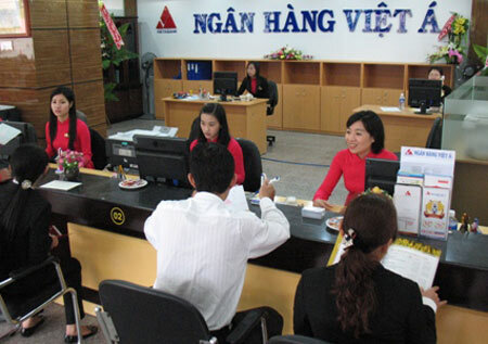 Gửi tiền, cơ hội trúng liền nhẫn kim cương