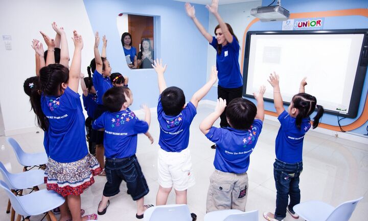  Cùng Apollo Việt Nam 