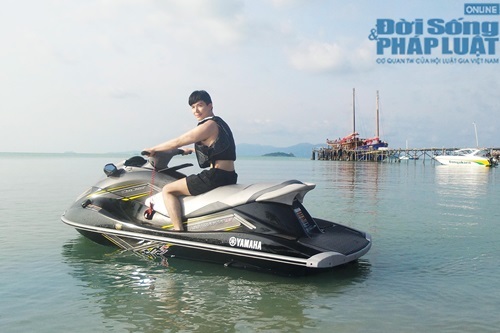 Nathan Lee sang Thái để lấy lại sinh lực