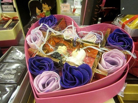 Mùa Valentine 2014: Quà độc, lạ đắt khách