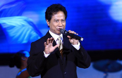 Chế Linh trở lại Hà Nội với