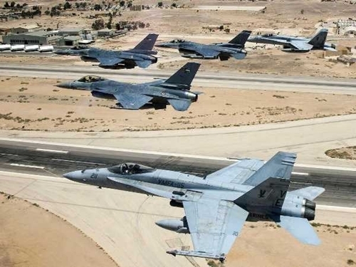 Mỹ chuẩn bị tấn công Syria từ biên giới Jordan