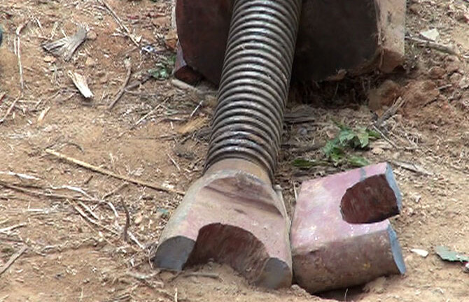 Vụ sập cầu ở Lai Châu: Đề nghị cho giám định con ốc neo