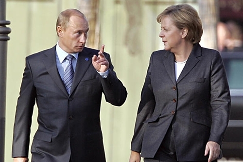 Thông điệp của Nga: Muốn đến Kiev phải qua Moscow