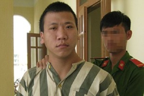 Bắt 9X chuốc rượu, hiếp dâm cụ bà 77 tuổi