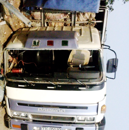 Nhờ người lái để đi chơi 8/3, tài xế bị chủ đánh vì xe lật