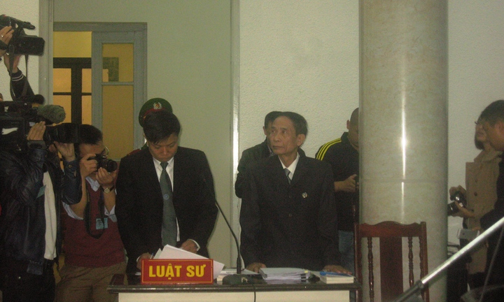 Luật sư nói gì hậu phiên tòa “nhân bản