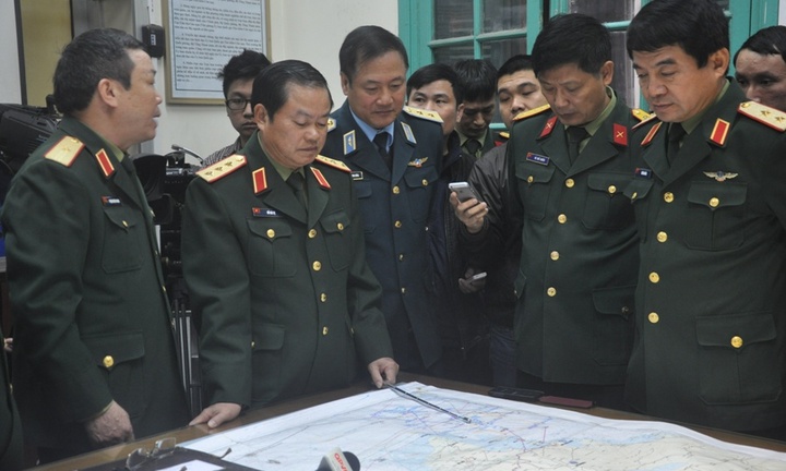 Tàu nước ngoài tham gia cứu hộ phải có tàu Việt Nam đi cùng   