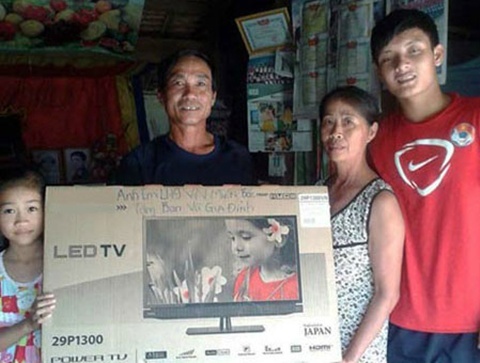 Sao U19 Việt Nam: Bán tạ lúa mua... quả bóng da