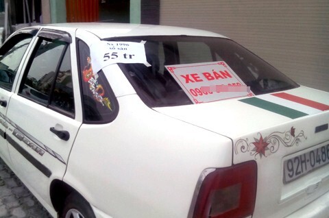 Ô tô hạng sang được rao bán với giá... 55 triệu đồng