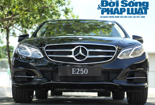Ngắm nội thất long lanh của Mercedes E250 2014