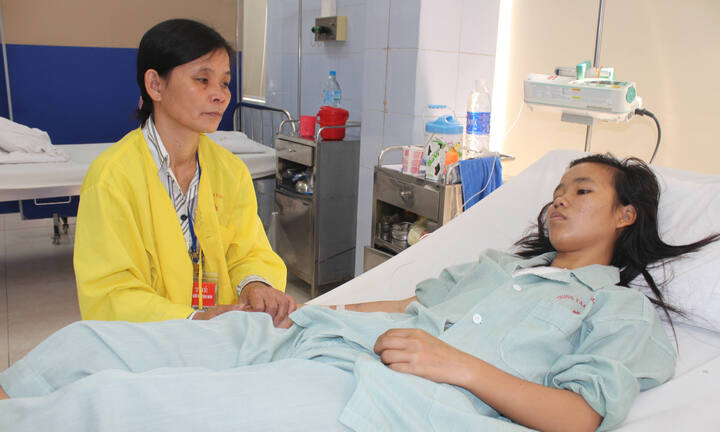 Số phận nghiệt ngã của cô gái nhiễm trùng van tim nặng