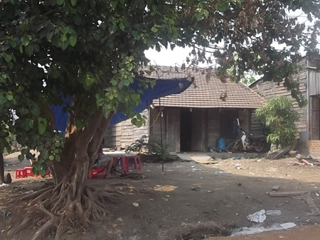 Ngậm mìn tự sát vì...mâu thuẫn với vợ