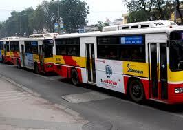 Tài xế xe buýt đình công vì chủ nhiệm HTX làm sai luật