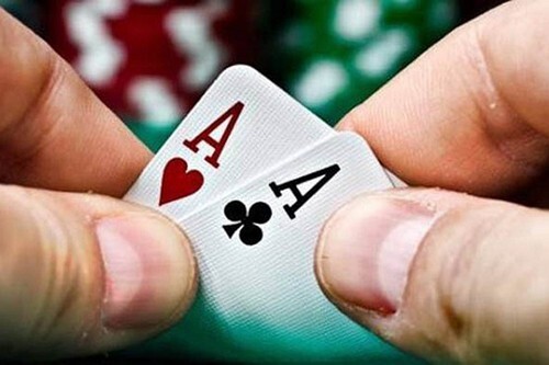 Khi người thầy không chuyên tâm con chữ…