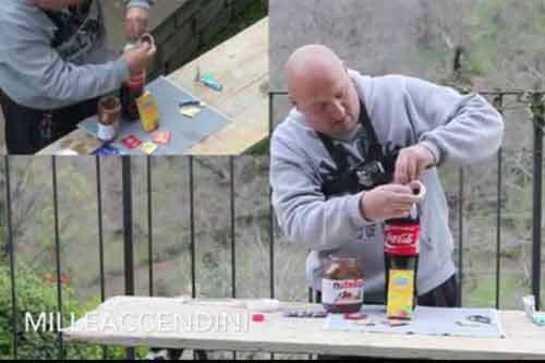 Xem phản ứng khi trộn hỗn hợp Coca-cola, kem, mentos, bao cao su 