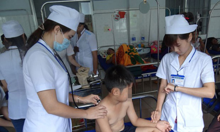 Đắk Lắk: Cả làng đòi xử mẹ kế độc ác