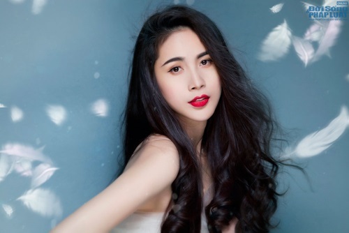 Thủy Tiên hóa hồ ly tinh đầy ma mị và quyến rũ