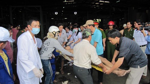 Ngạt khí mê tan, 2 công nhân chết, 4 người khác nguy kịch