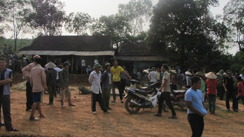 Hơn 100 chiến sĩ giải cứu 4 công an bị dân bắt trói