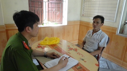 Tấn công ô tô bằng 