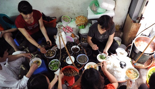 Điểm danh 5 quán ăn vặt phố cổ không nên bỏ qua