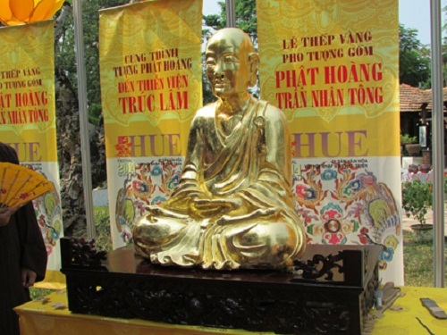 Lễ thếp vàng tượng Phật hoàng Trần Nhân Tông 