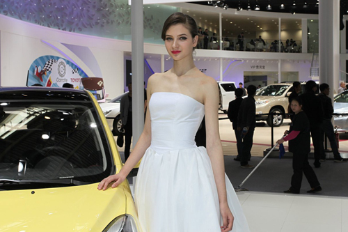 Bắc Kinh Motor Show 2014: Nóng bởi nhan sắc kiểu diễm (P.2)