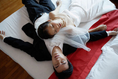 Chồng thú nhận bị vô sinh ngay đêm tân hôn