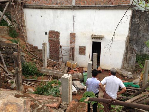 Đà Nẵng: Đục đầu đạn lấy thuốc nổ, 1 người chết