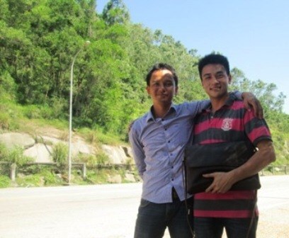 Chờ suốt đêm trả 200 triệu đồng cho người Trung Quốc đánh rơi