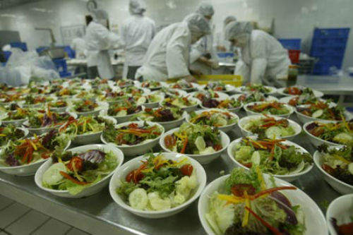 Giới quan chức Trung Quốc “chi” 48 tỷ đô… ăn tiệc