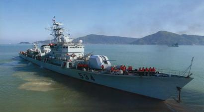 Trung Quốc mang cả hạm đội đấu với tàu chấp pháp Việt Nam