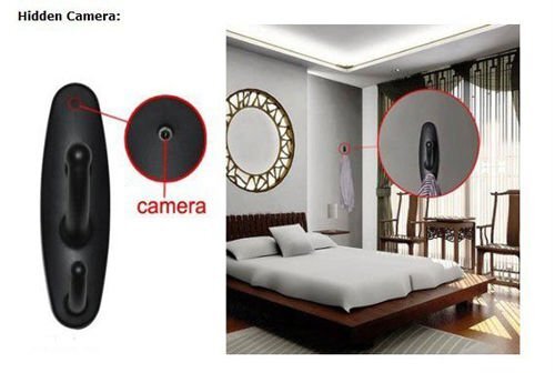 Sốc khi chủ nhà nghỉ dùng camera quay lén