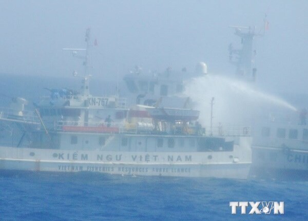 Trung Quốc trắng trợn 